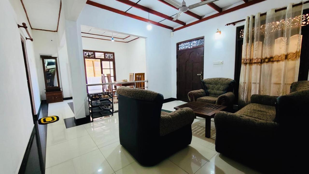 Отель Weligama Bay House Экстерьер фото