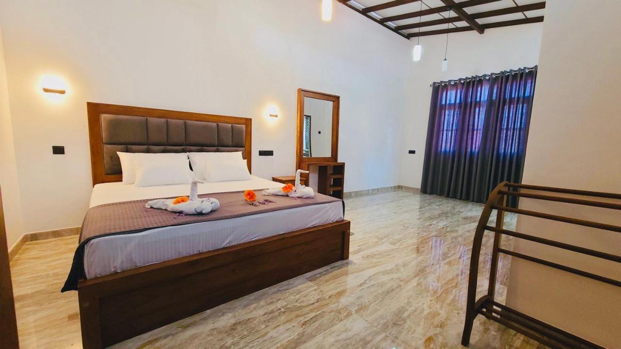 Отель Weligama Bay House Экстерьер фото